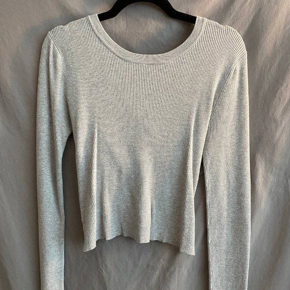 Which We Want Crossback Sweater in Grey Size M - Picture 6 of 6
